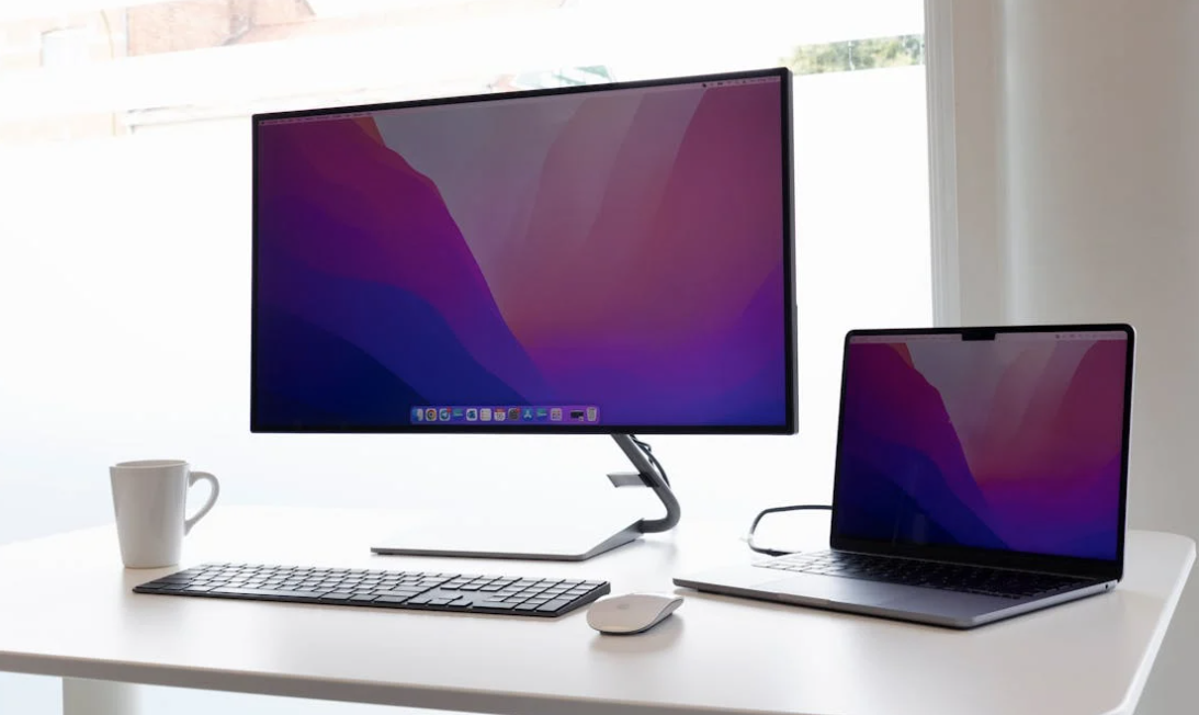 作業効率が格段に上がったデスク環境|実際に使い続けているアイテムまとめ